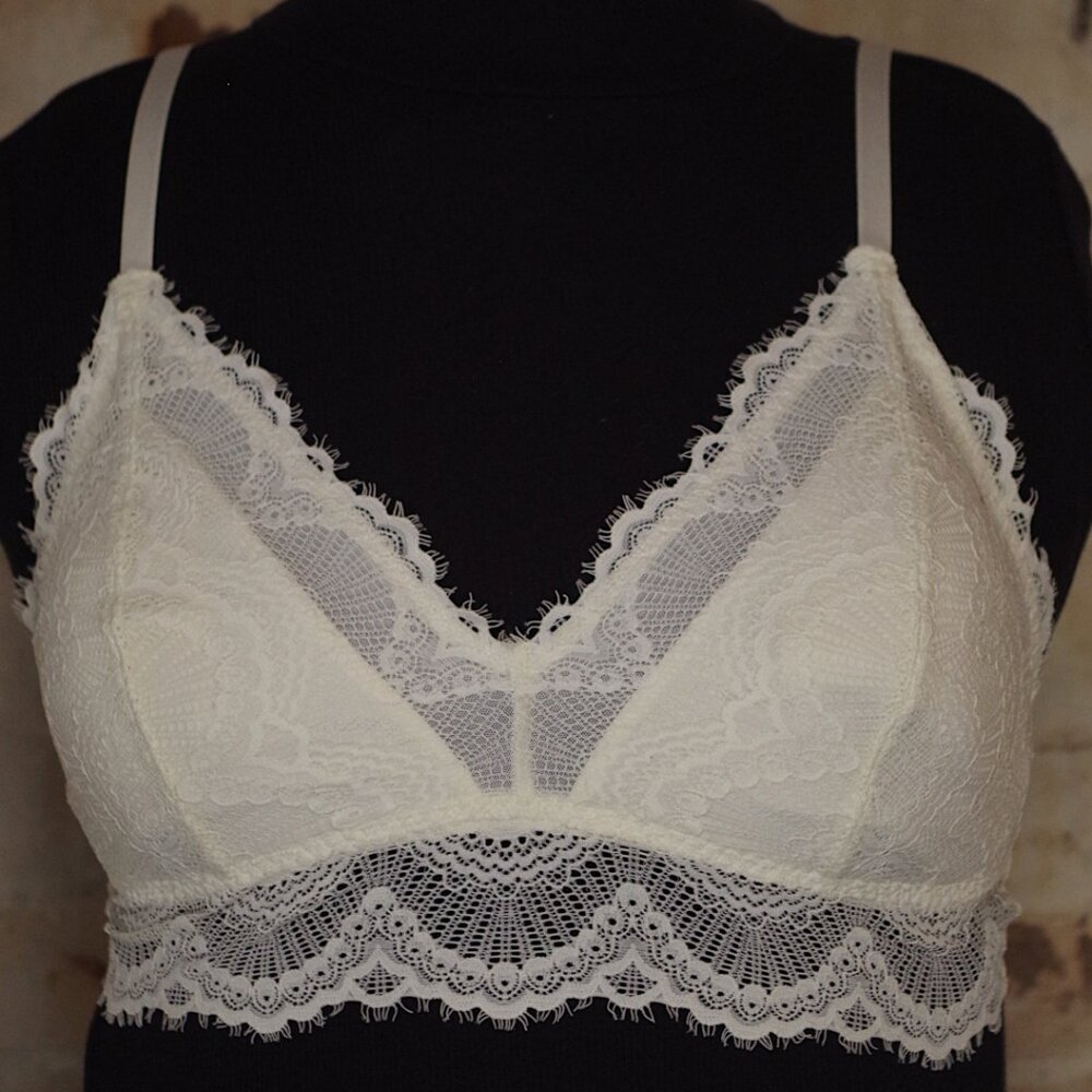 Hollister White Lace Bralette